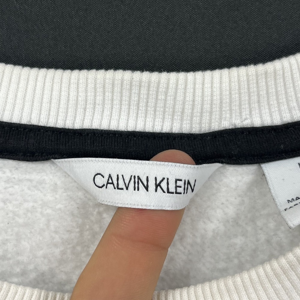 EUC Calvin Klein Men White Gray Colorblock Crewneck Fleece Sweatshirt Pullover M - Picture 3 of 8